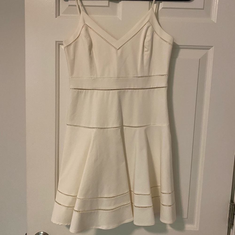 Gorgeous off white Parker dress, Sz Small